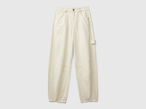Pantalones holgados