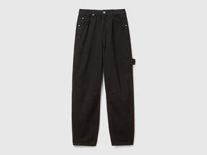 Pantalones holgados