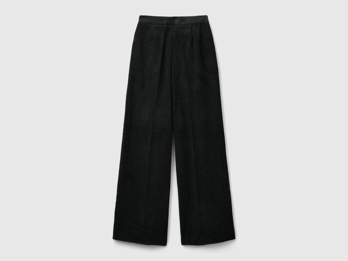 Pantaloni flare fit in velluto