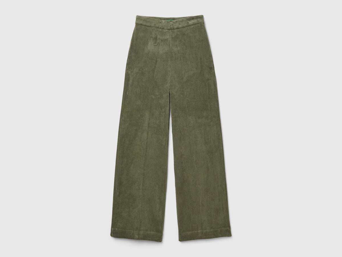 Pantaloni flare fit in velluto