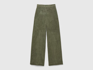Pantaloni flare fit in velluto