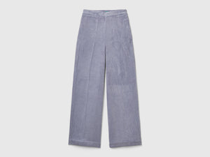 Pantaloni flare fit in velluto