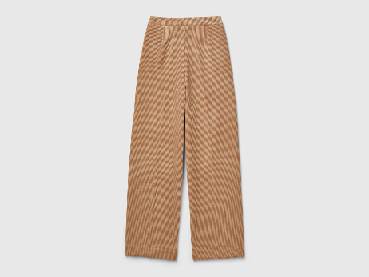 Pantaloni flare fit in velluto