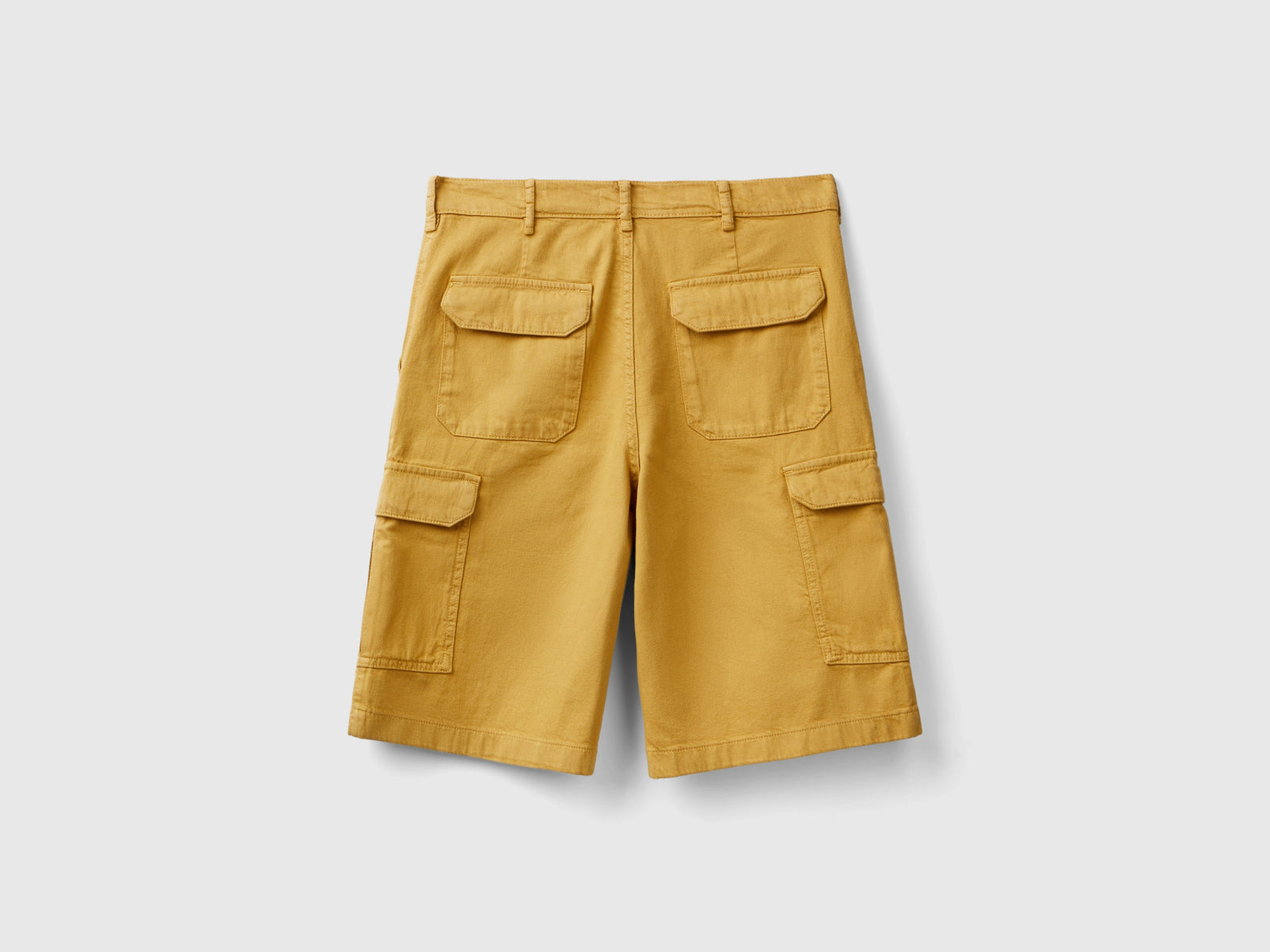 Shorts cargo in misto cotone da uomo cammello 2 | Benetton Outlet
