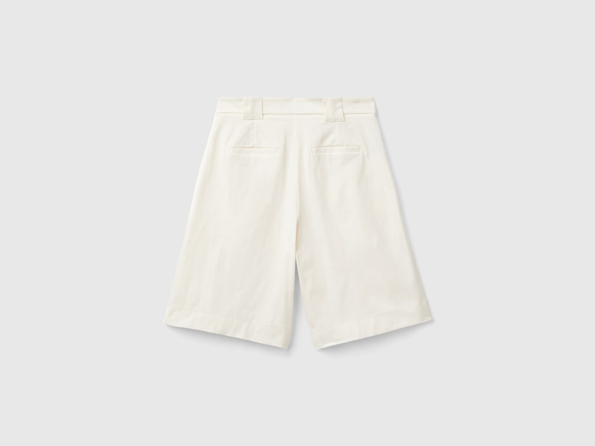 Bermuda comfort fit