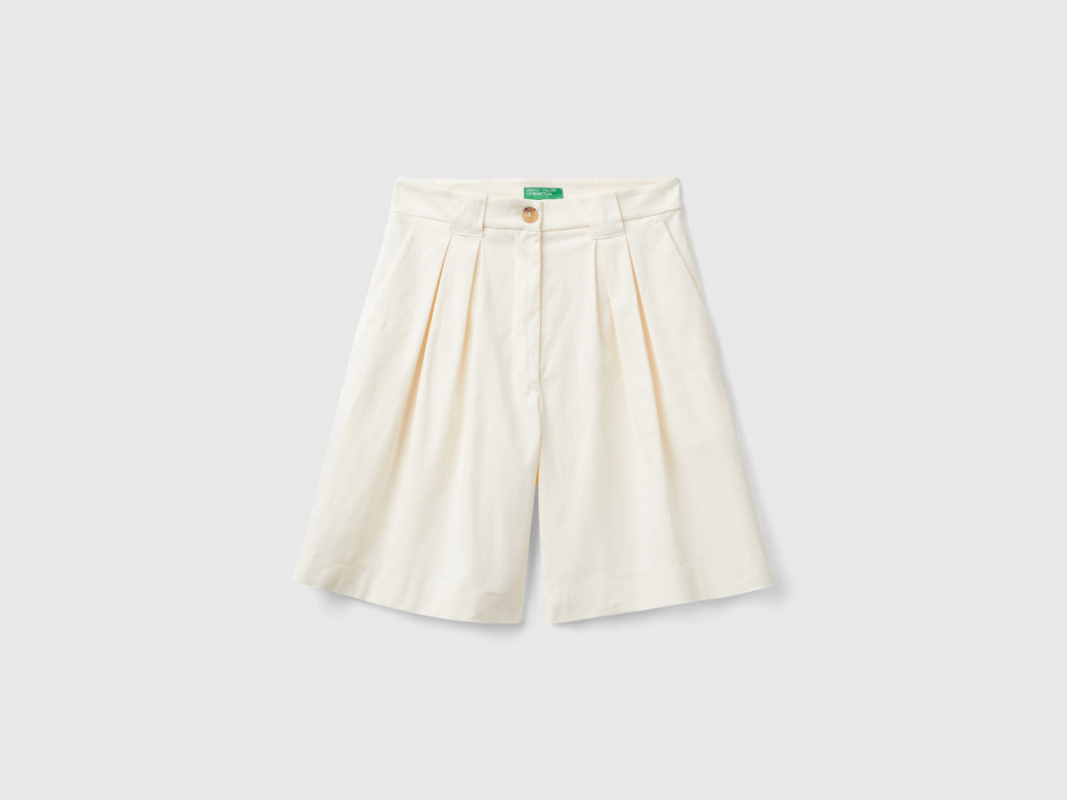 Bermuda comfort fit