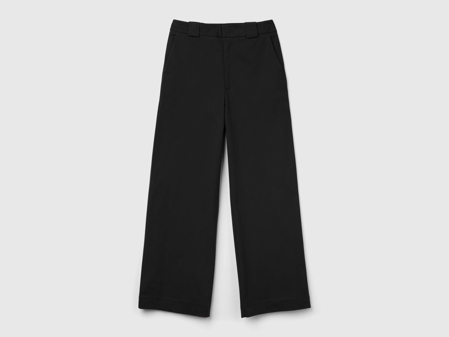 Pantaloni cropped con gamba dritta da donna nero | Benetton Outlet