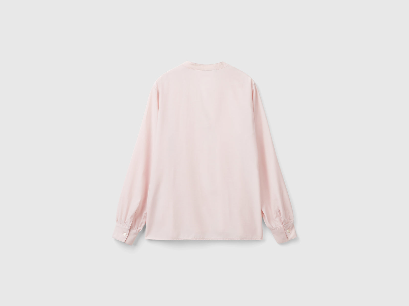 Camicia con scollo serafino da donna rosa tenue 2 | Benetton Outlet
