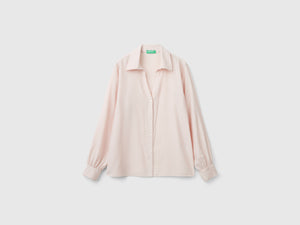 Camicia con scollo a V