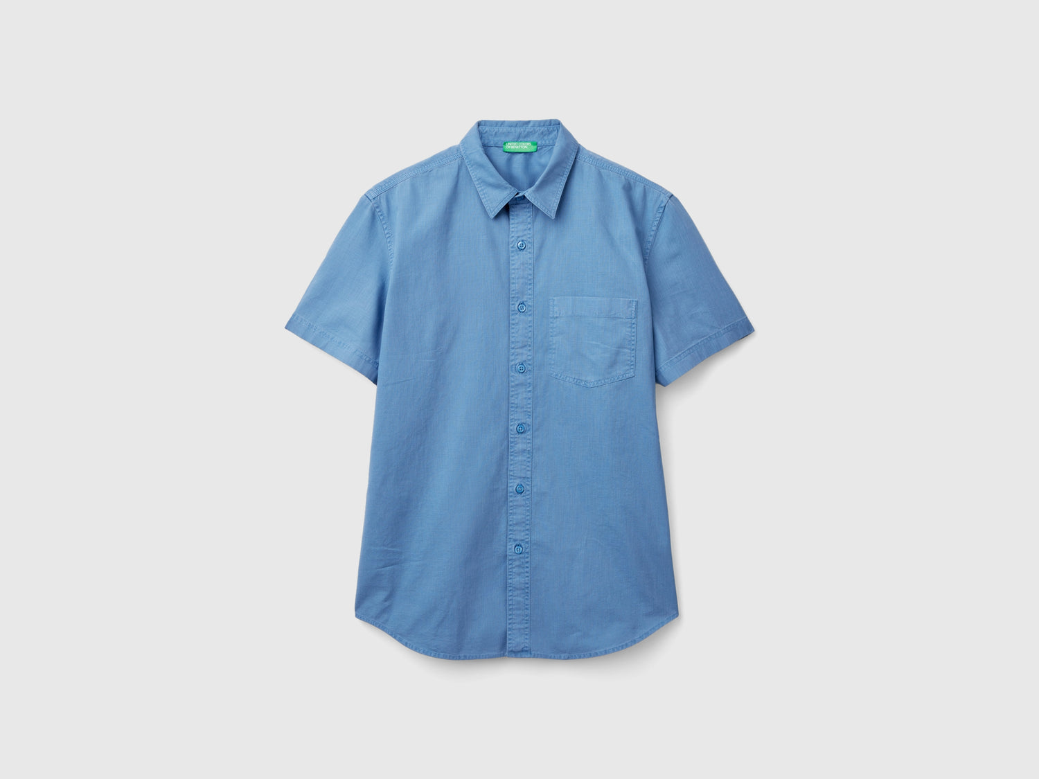 Camicia con taschino da uomo azzurro | Benetton Outlet