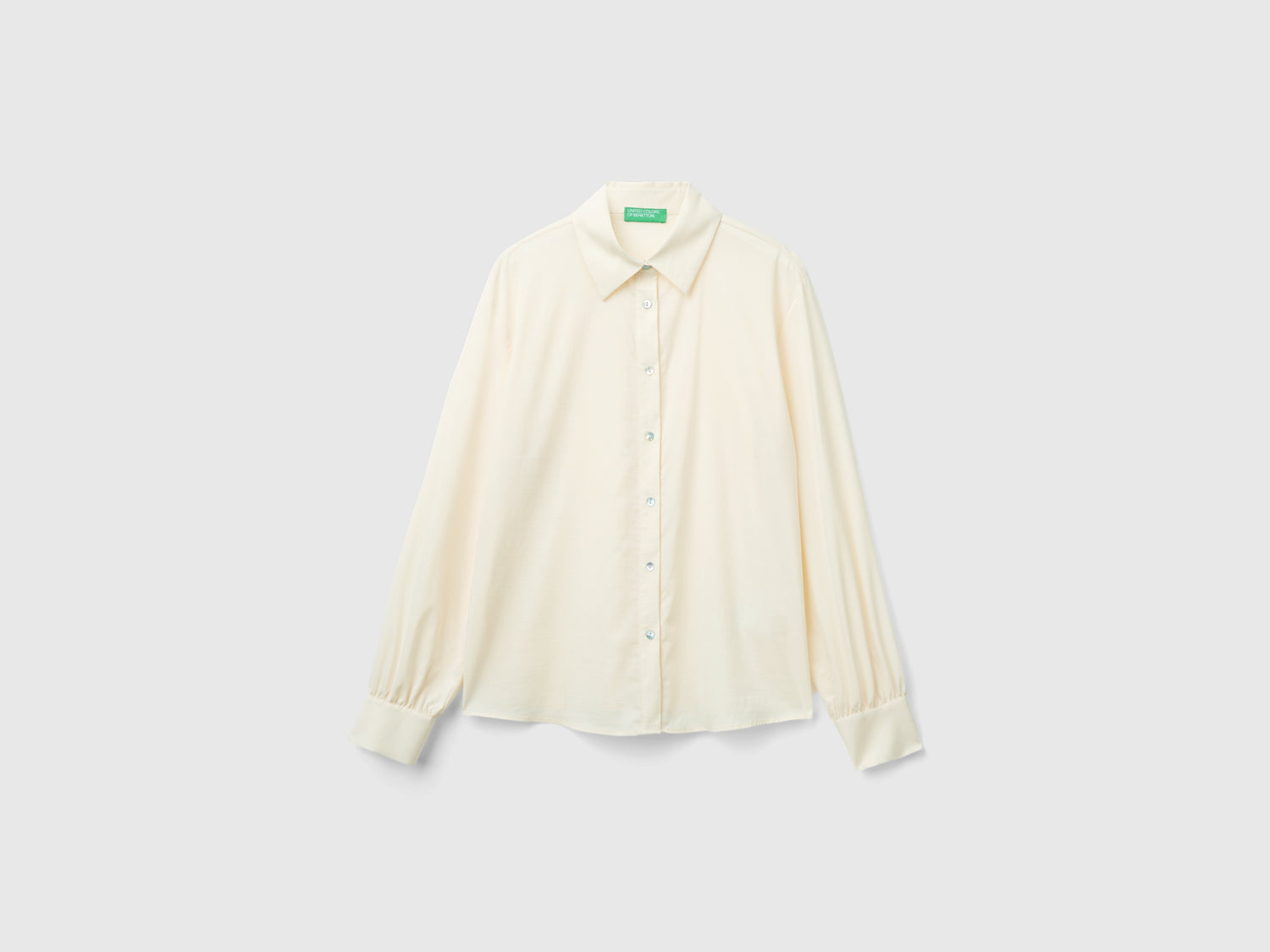 Camicia fluida stretch da donna bianco panna | Benetton Outlet