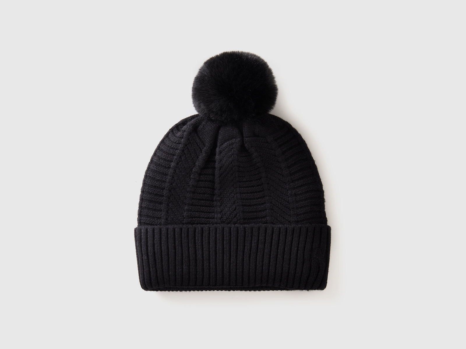 Cappello foderato con pom pom da donna nero | Benetton Outlet