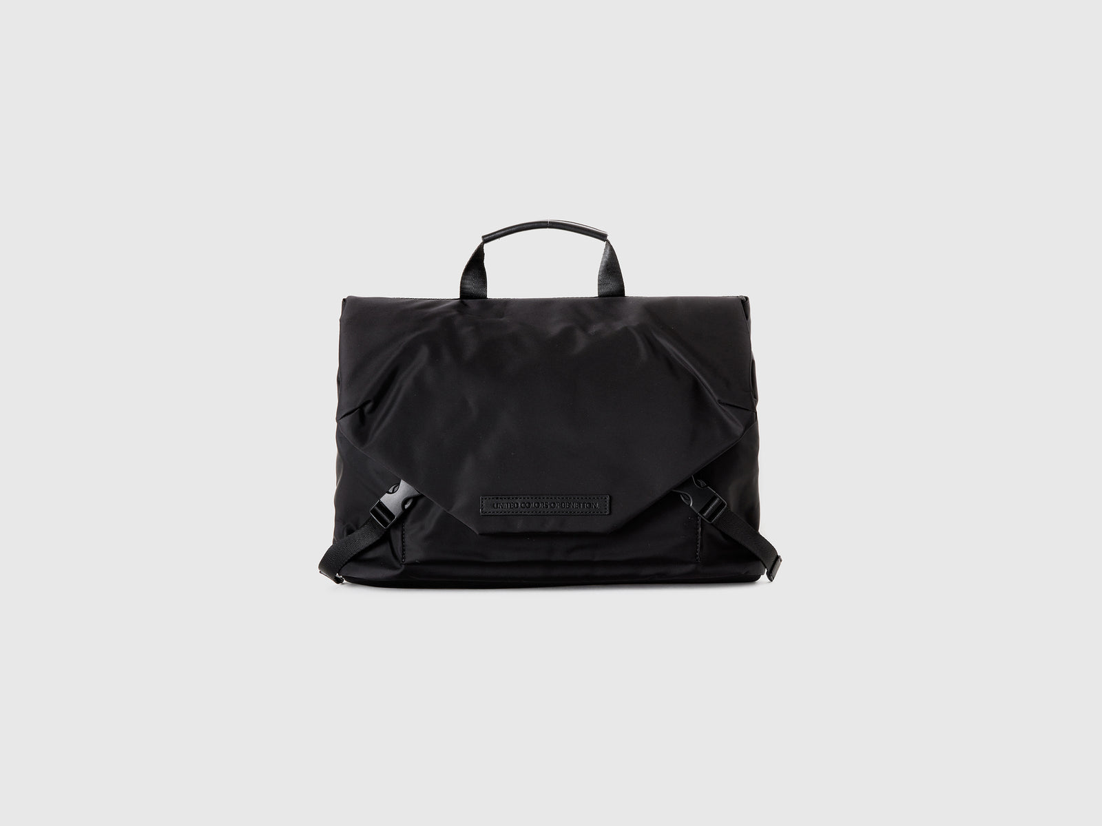 Borsa Messenger in nylon da uomo nero | Benetton Outlet