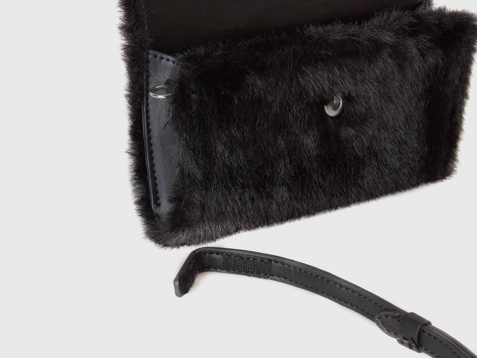 Borsa in pelliccetta sintetica da bambina nero 3 | Benetton Outlet