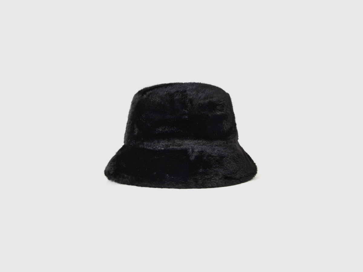 Cappello in pelliccia sintetica