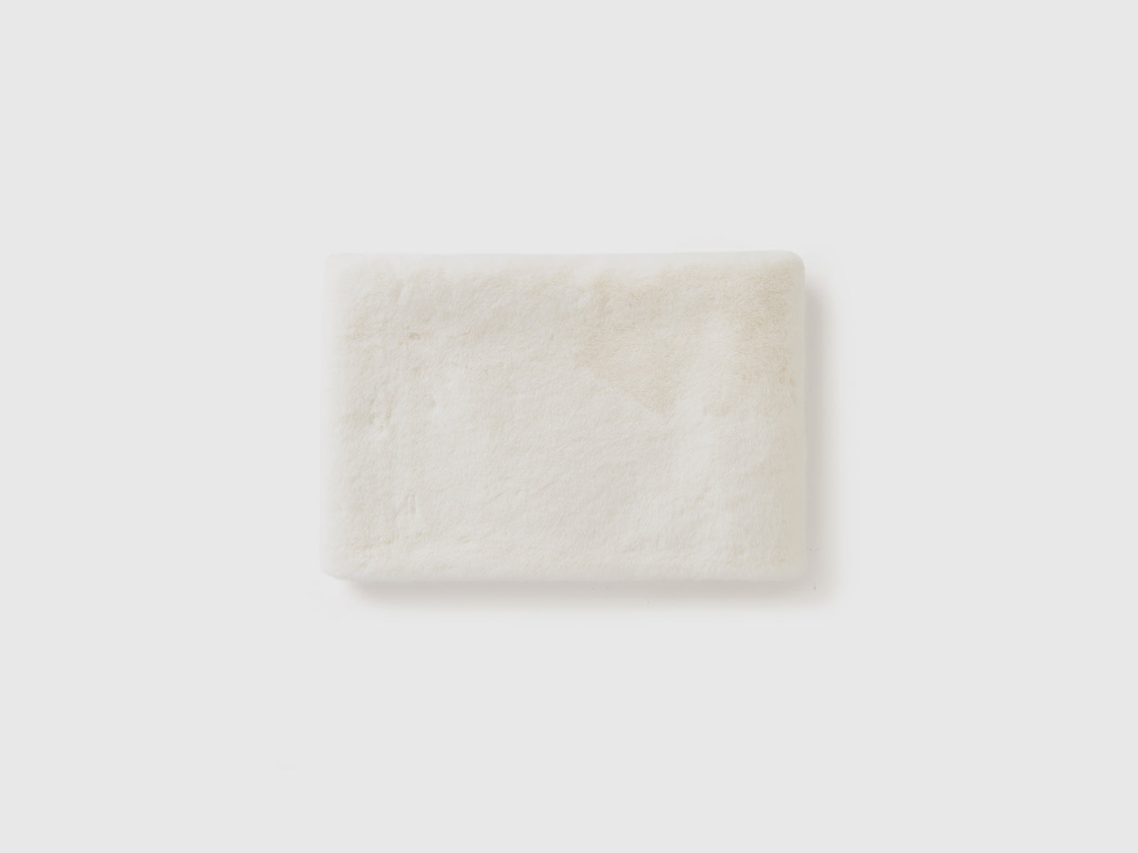 Scaldacollo in pelliccetta sintetica da donna bianco panna 2 | Benetton Outlet