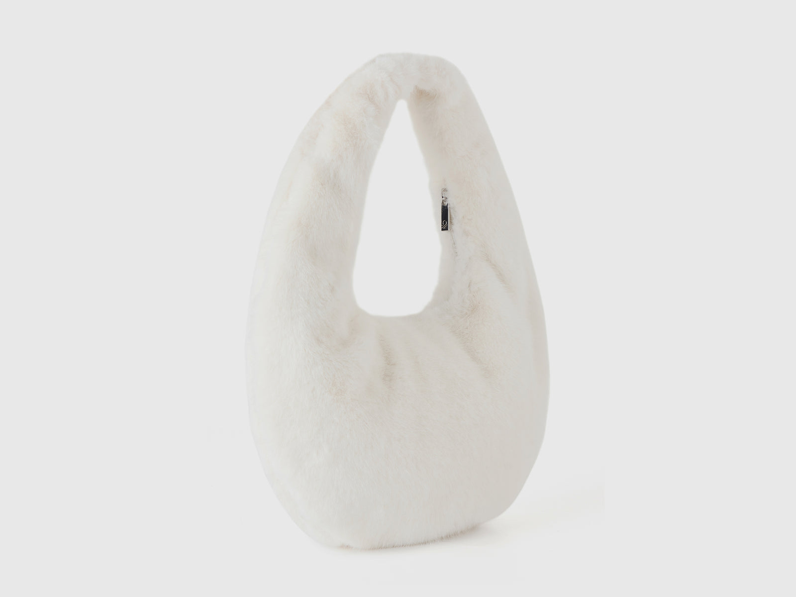 Borsa grande a mezzaluna in pelliccia sintetica da donna bianco panna 2 | Benetton Outlet