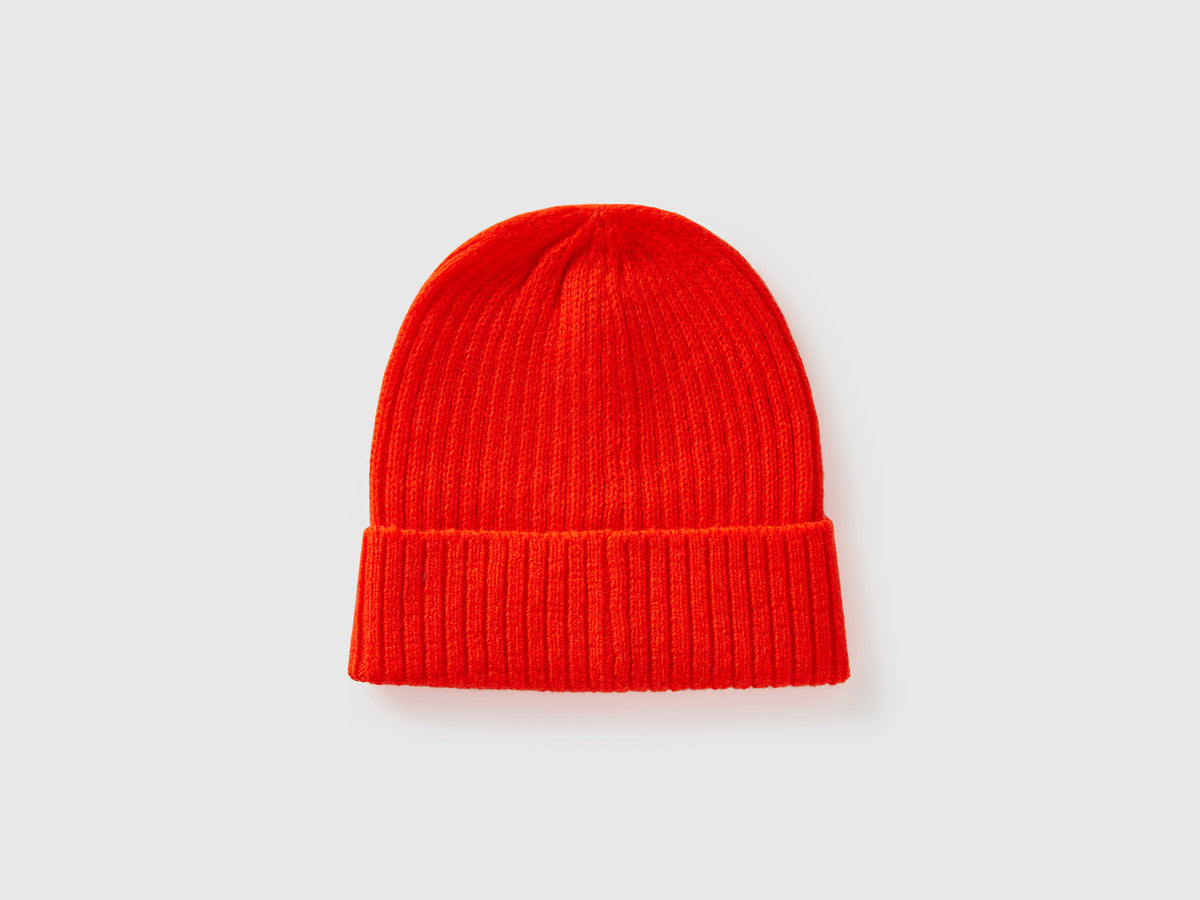 Gorra con bordado