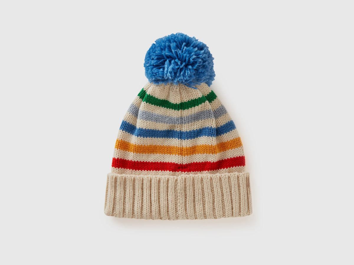 Sombrero con gráficos de esquí