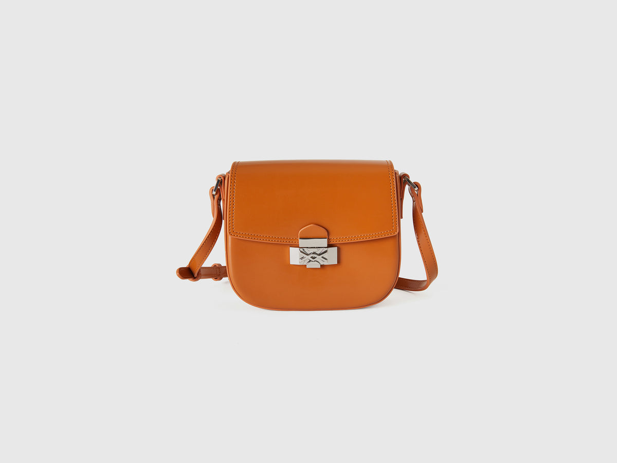 Borsa piccola a tracolla effetto vernice