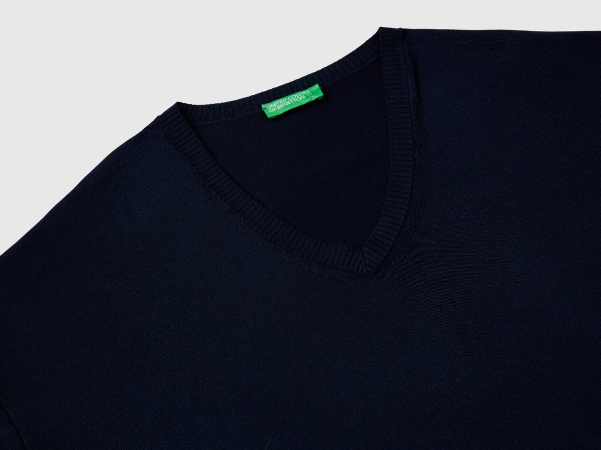 Maglia scollo a V in misto Modal
