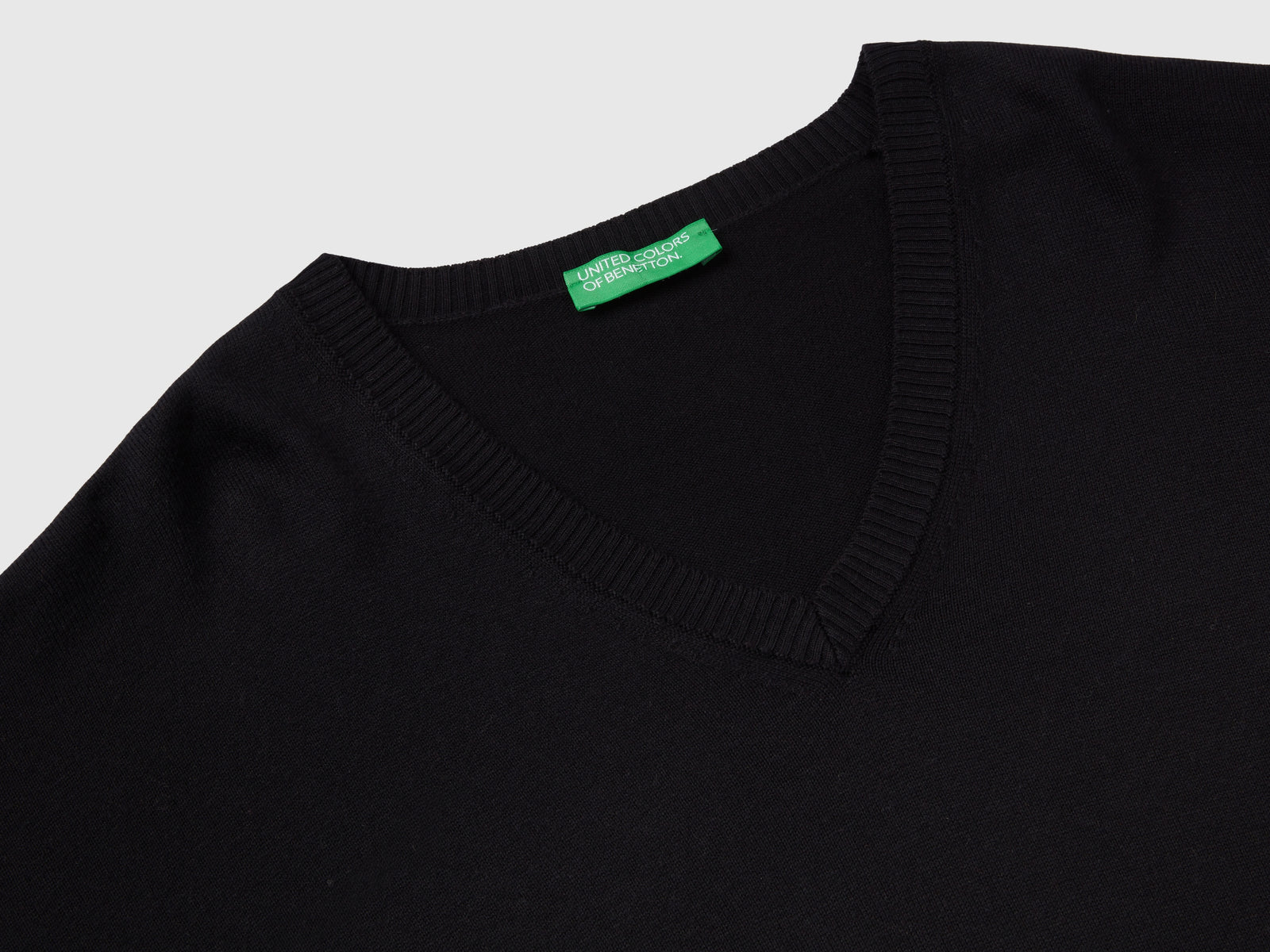 Maglia scollo a V in misto Modal da donna nero 3 | Benetton Outlet