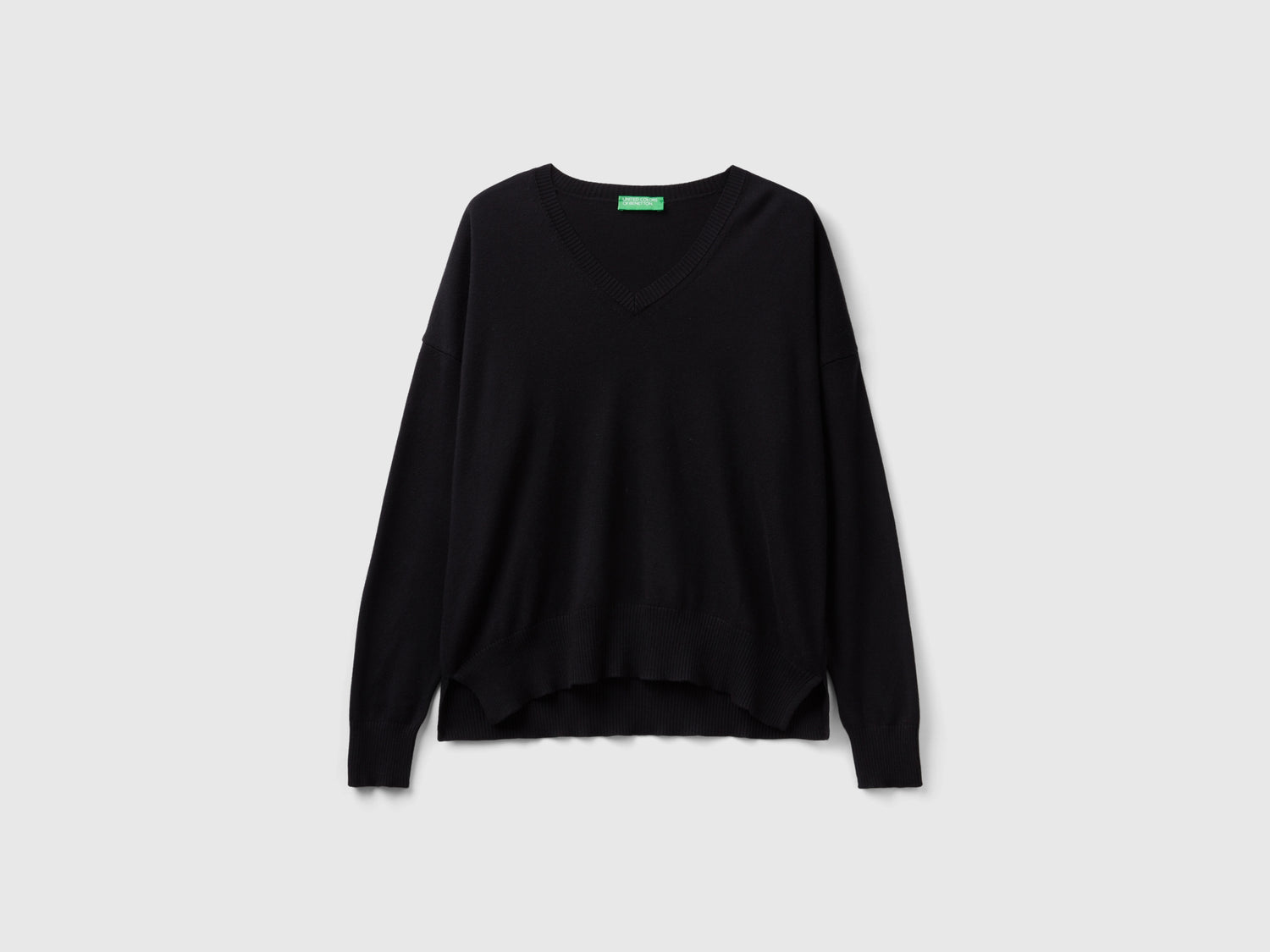 Maglia scollo a V in misto Modal da donna nero | Benetton Outlet
