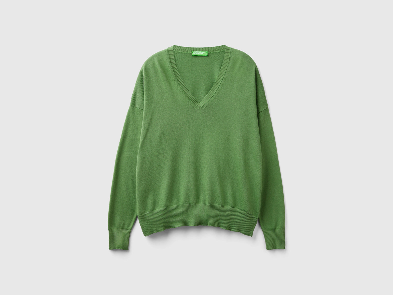 Maglia scollo a V in misto Modal da donna verde militare | Benetton Outlet