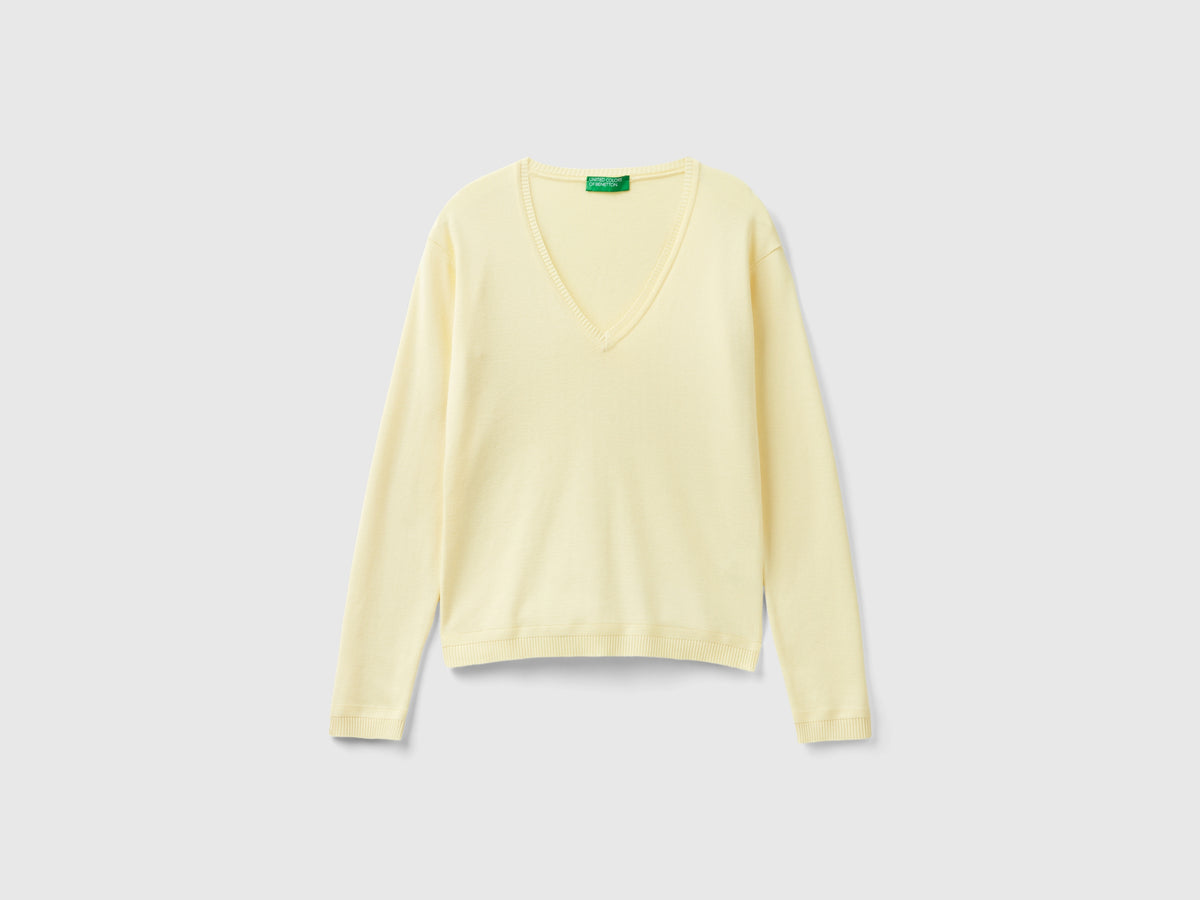 Maglia in puro cotone con scollo a V