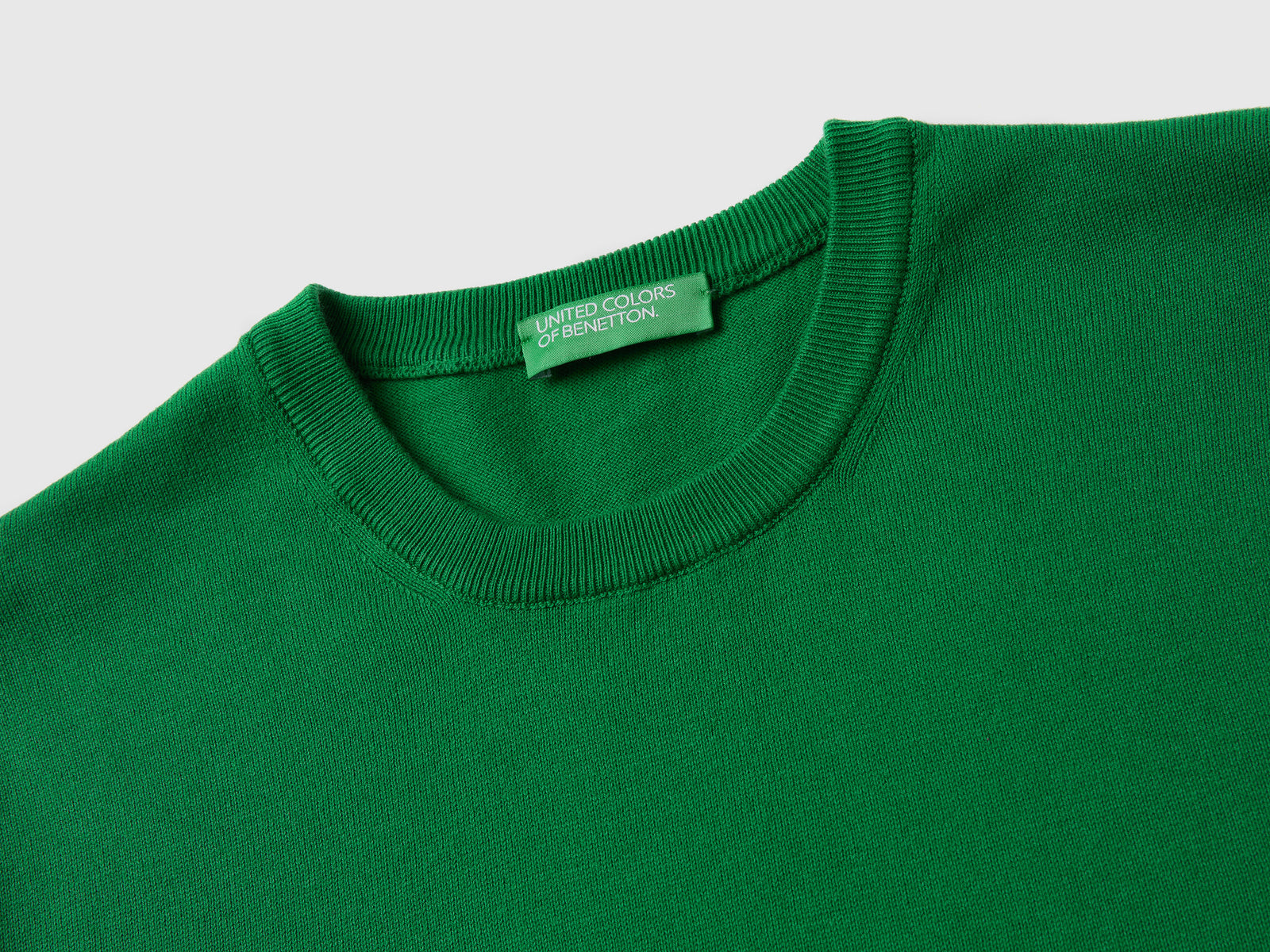 Maglia girocollo 100% cotone da uomo verde scuro 3 | Benetton Outlet