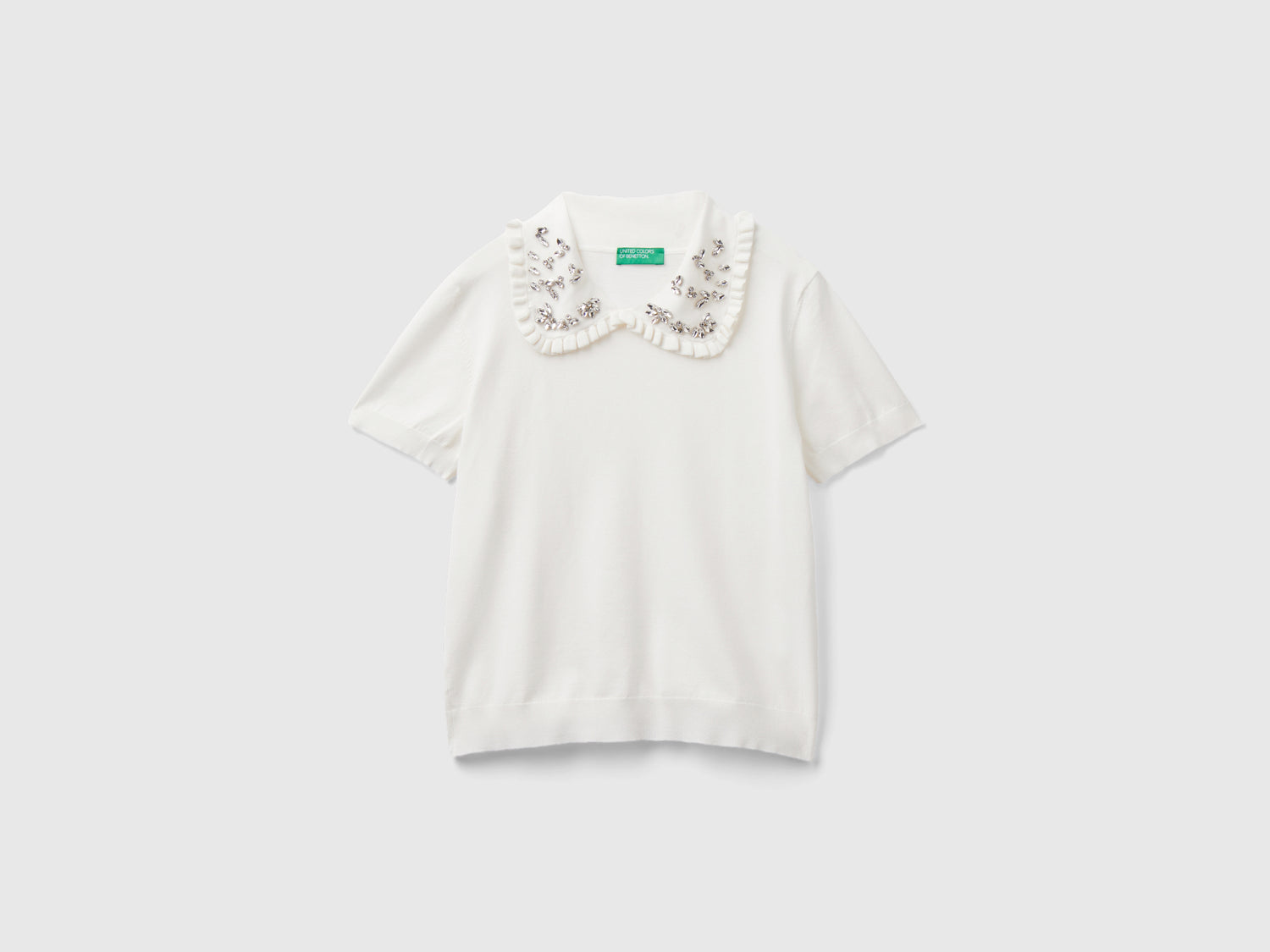 Maglia con strass sul colletto da donna bianco panna | Benetton Outlet