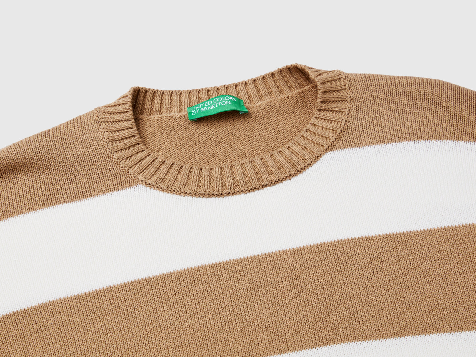 Maglia a righe in cotone tricot da donna cammello 3 | Benetton Outlet