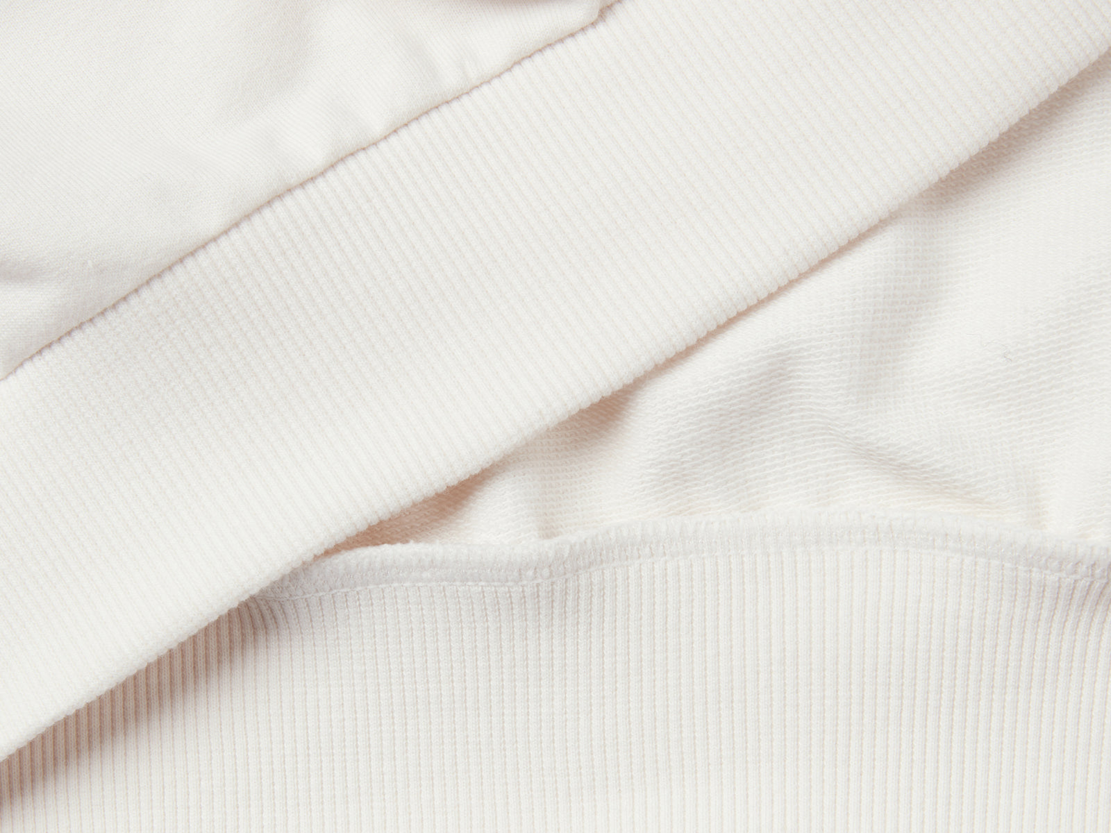 Felpa con ricamo fiori da donna bianco panna 3 | Benetton Outlet