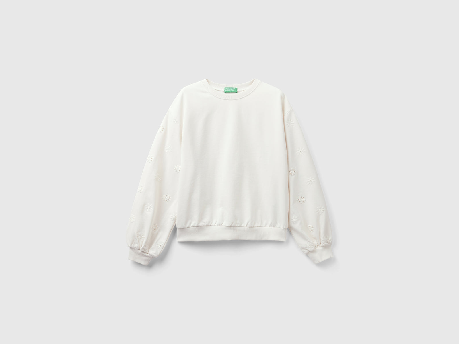 Felpa con ricamo fiori da donna bianco panna | Benetton Outlet