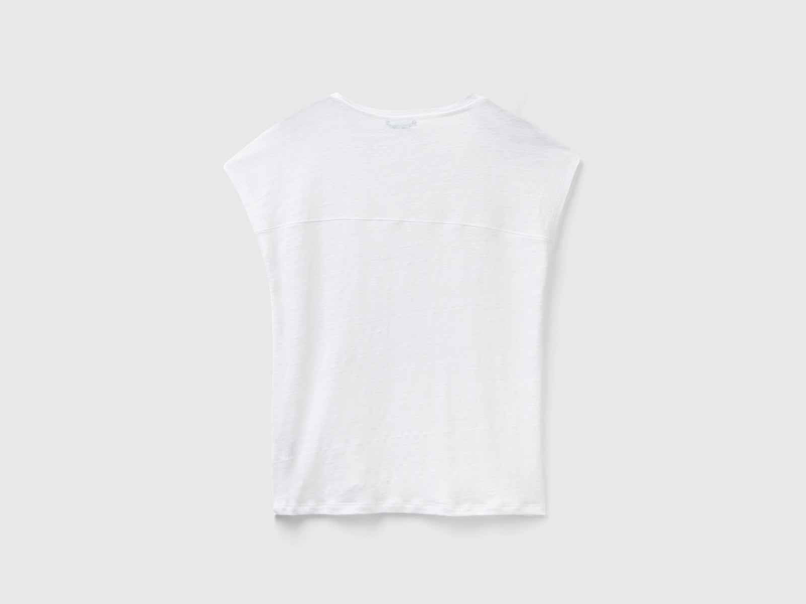 Pure linen V-neck T-shirt da donna bianco 2 | Benetton Outlet