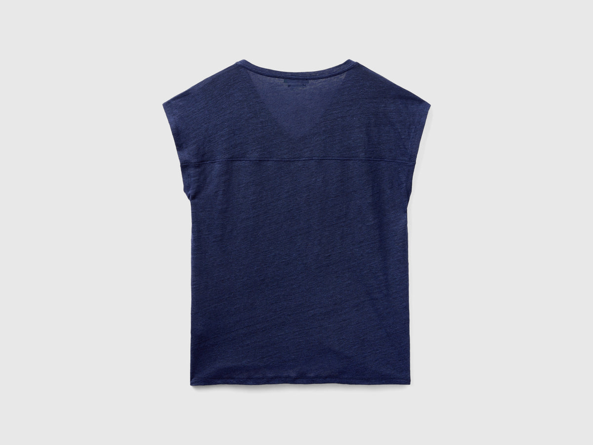 Pure linen V-neck T-shirt