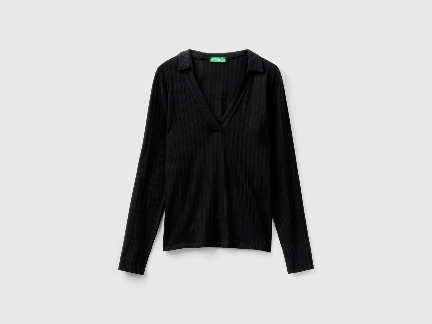T-shirt a costine con colletto da donna nero | Benetton Outlet