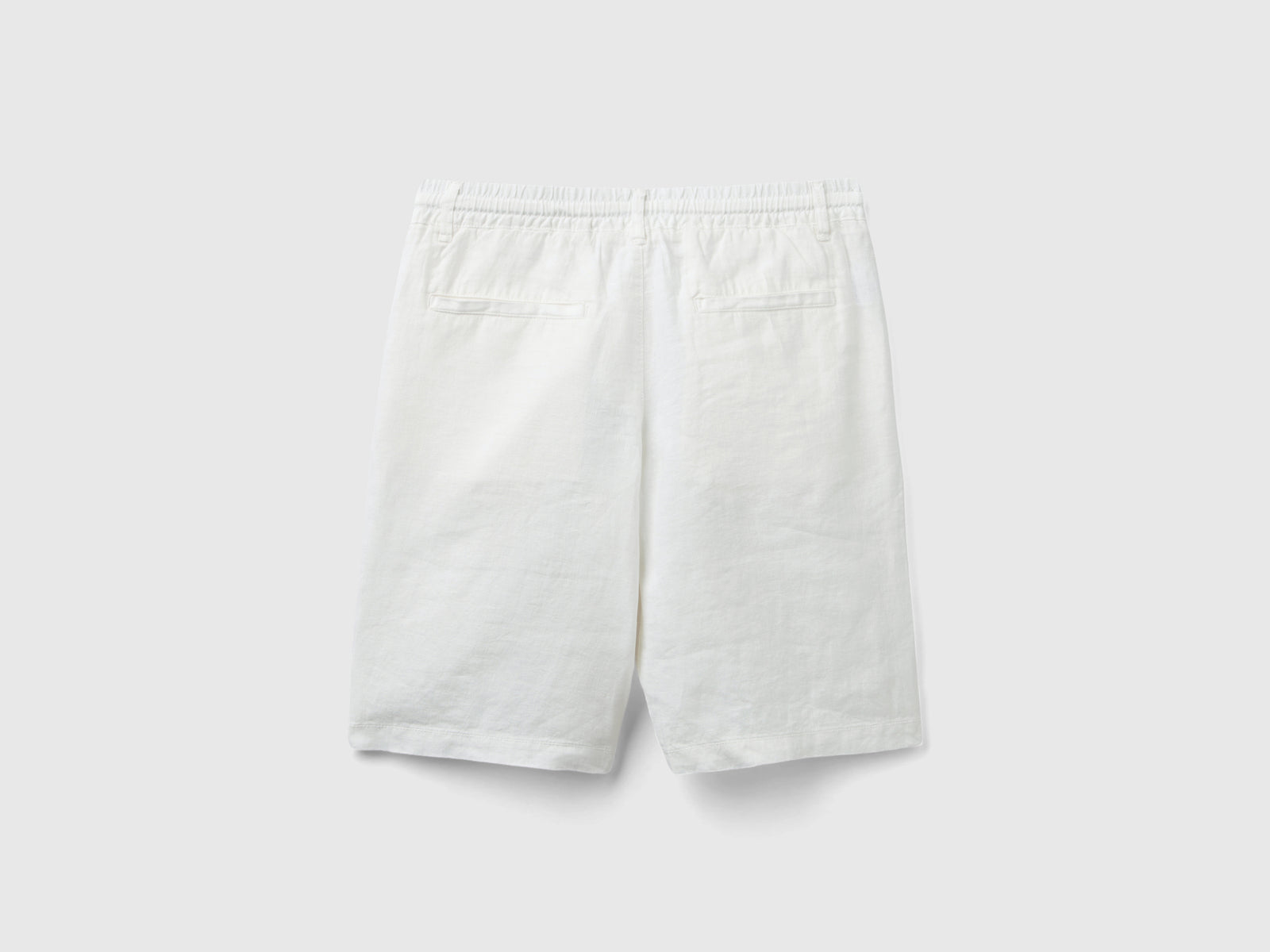 Bermuda in 100% lino da uomo bianco panna 2 | Benetton Outlet