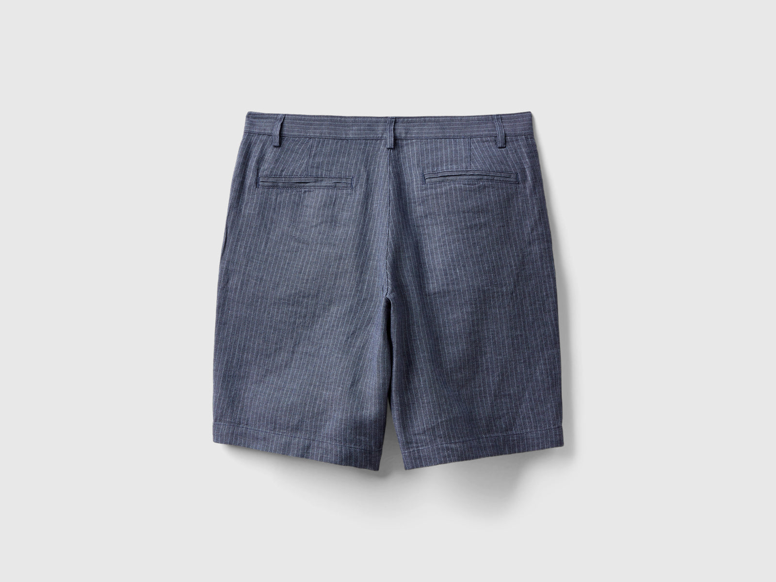 Pantalones cortos de mezcla de lino a rayas da uomo blu scuro 2 | Benetton Outlet