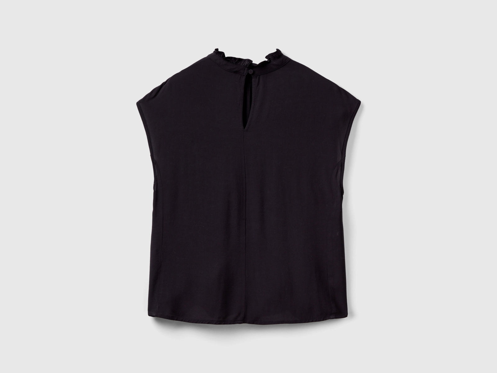Blusa con rouches sul collo da donna nero 2 | Benetton Outlet