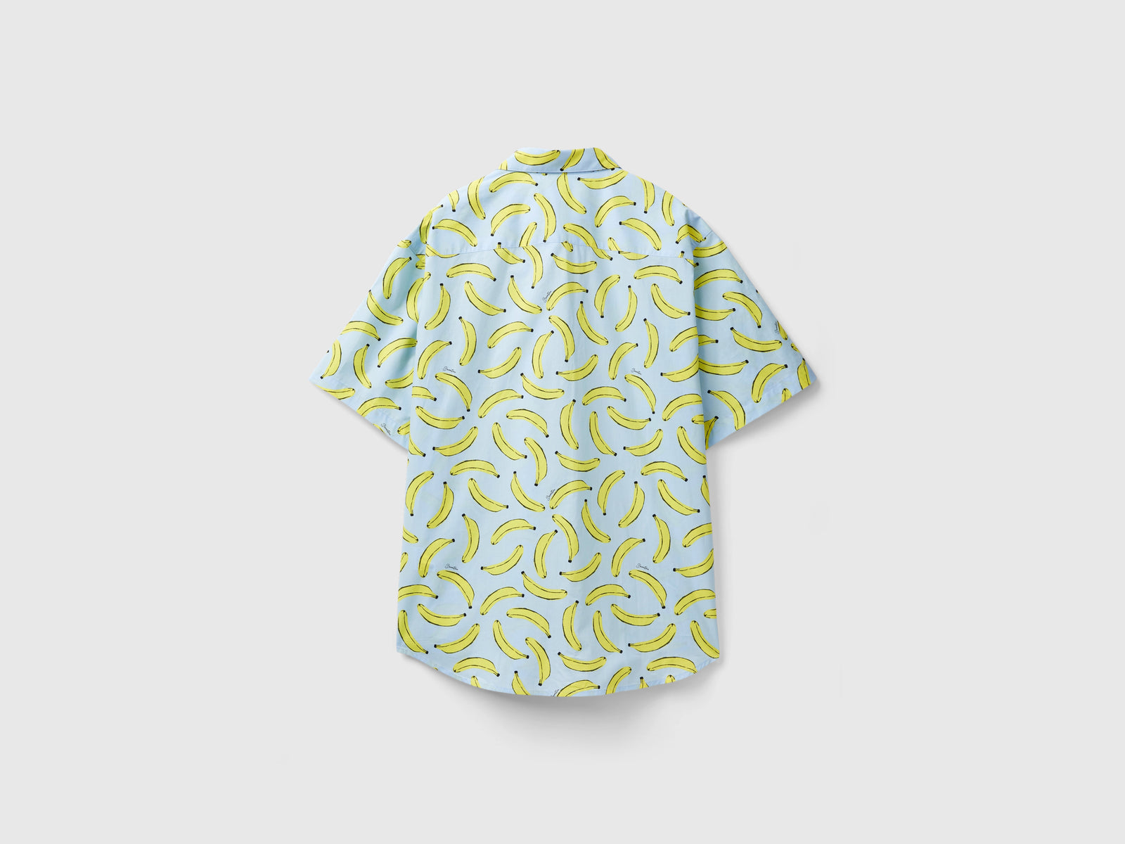 Camicia con pattern banane da uomo celeste 2 | Benetton Outlet