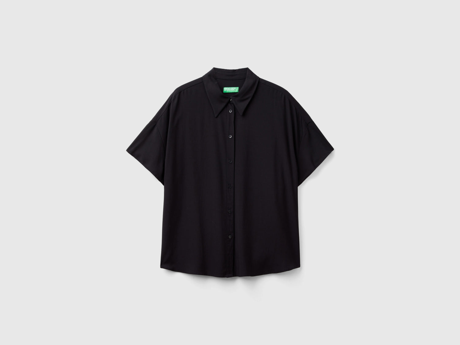 Camicia a manica corta in viscosa da donna nero | Benetton Outlet