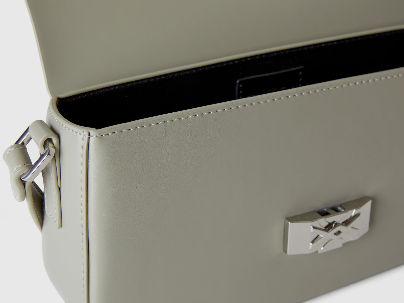 Borsa baguette in tessuto spalmato da donna tortora 3 | Benetton Outlet