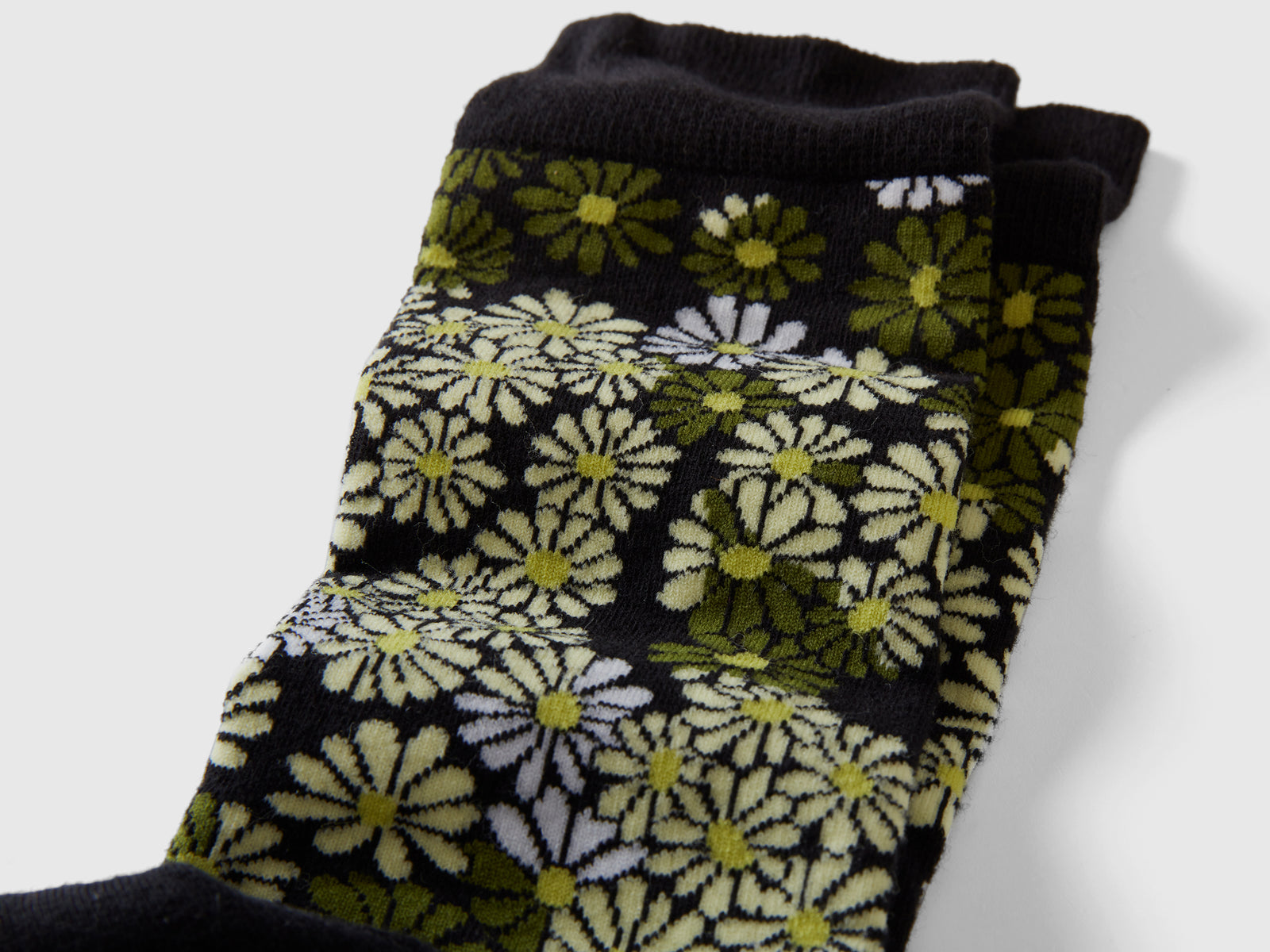 Calzini lunghi e a fiori da uomo nero 2 | Benetton Outlet