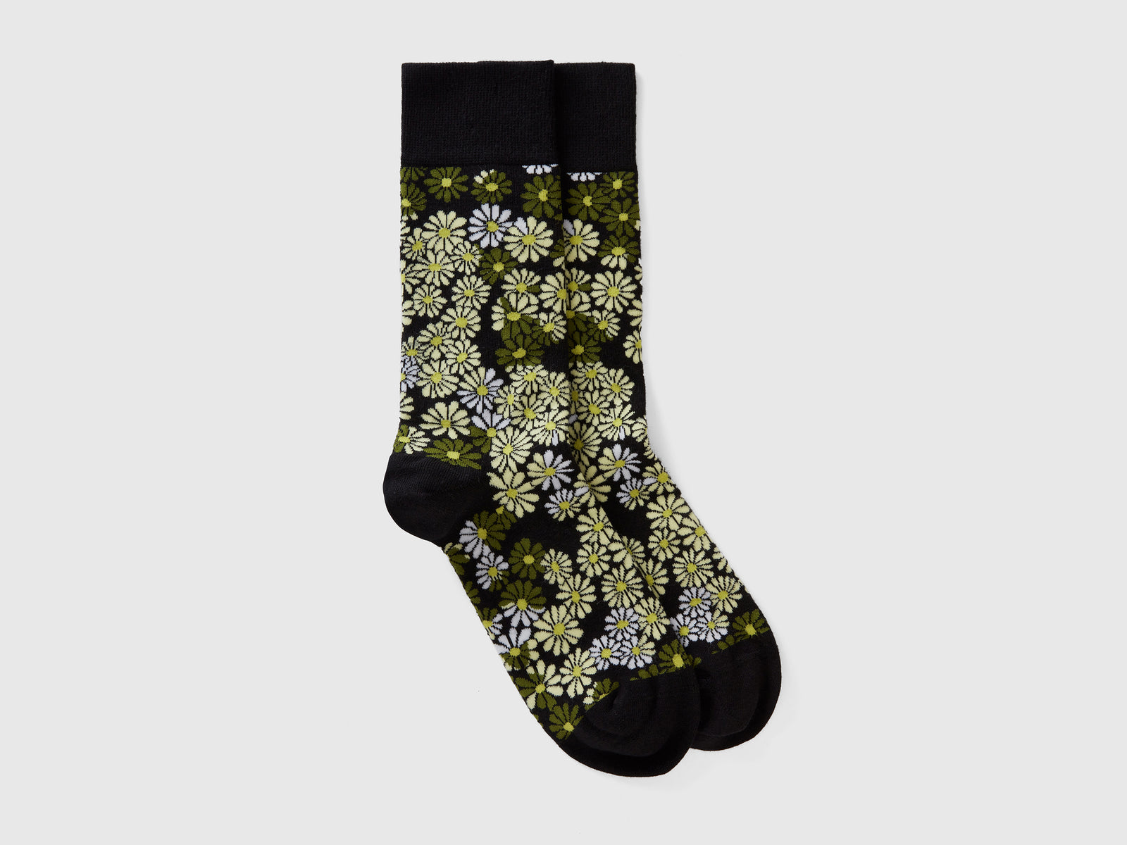 Calzini lunghi e a fiori da uomo nero | Benetton Outlet