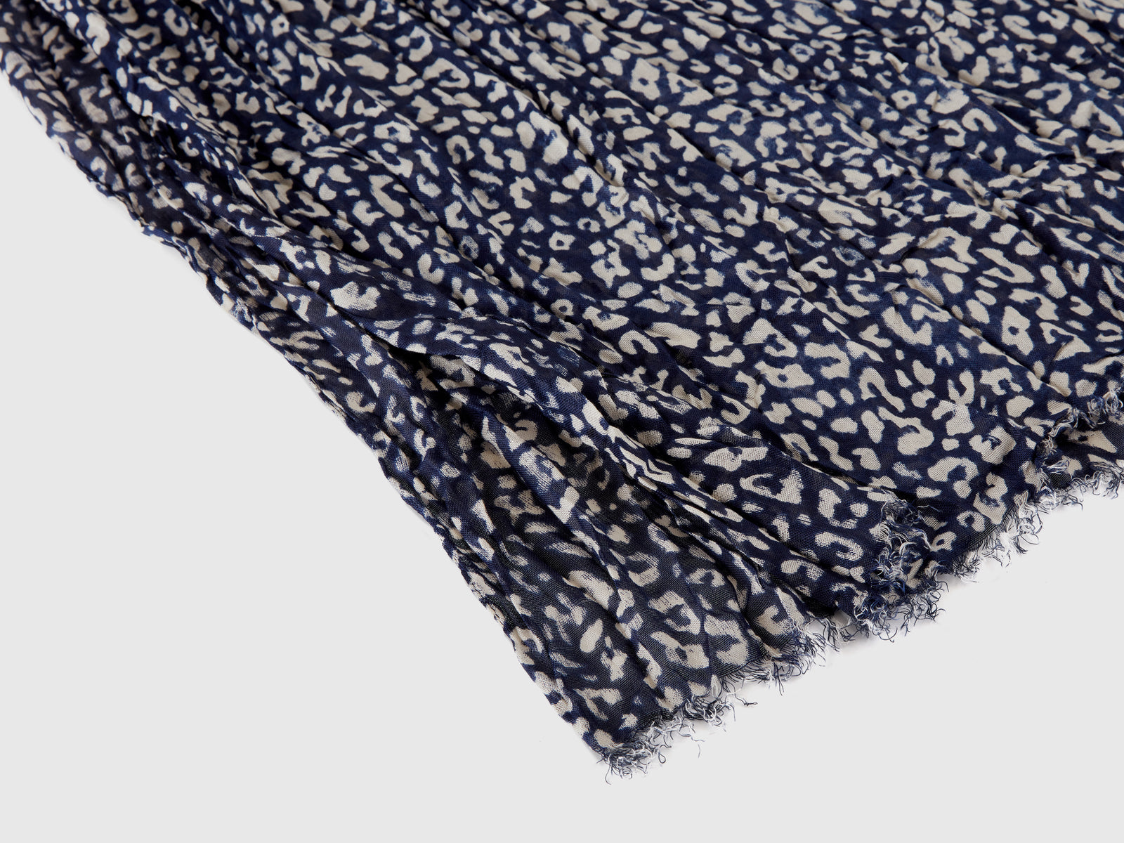 Sciarpa fantasia in viscosa da donna blu 2 | Benetton Outlet