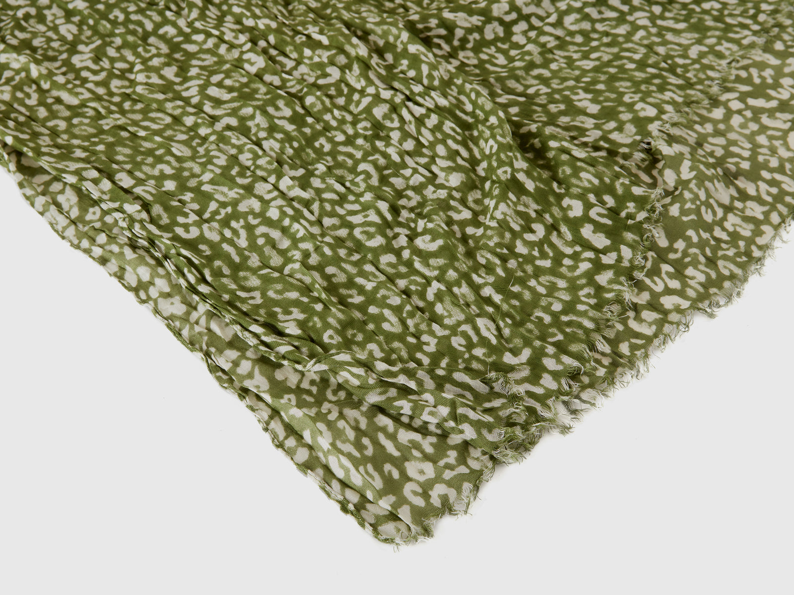 Bufanda de viscosa estampada da donna verde 2 | Benetton Outlet