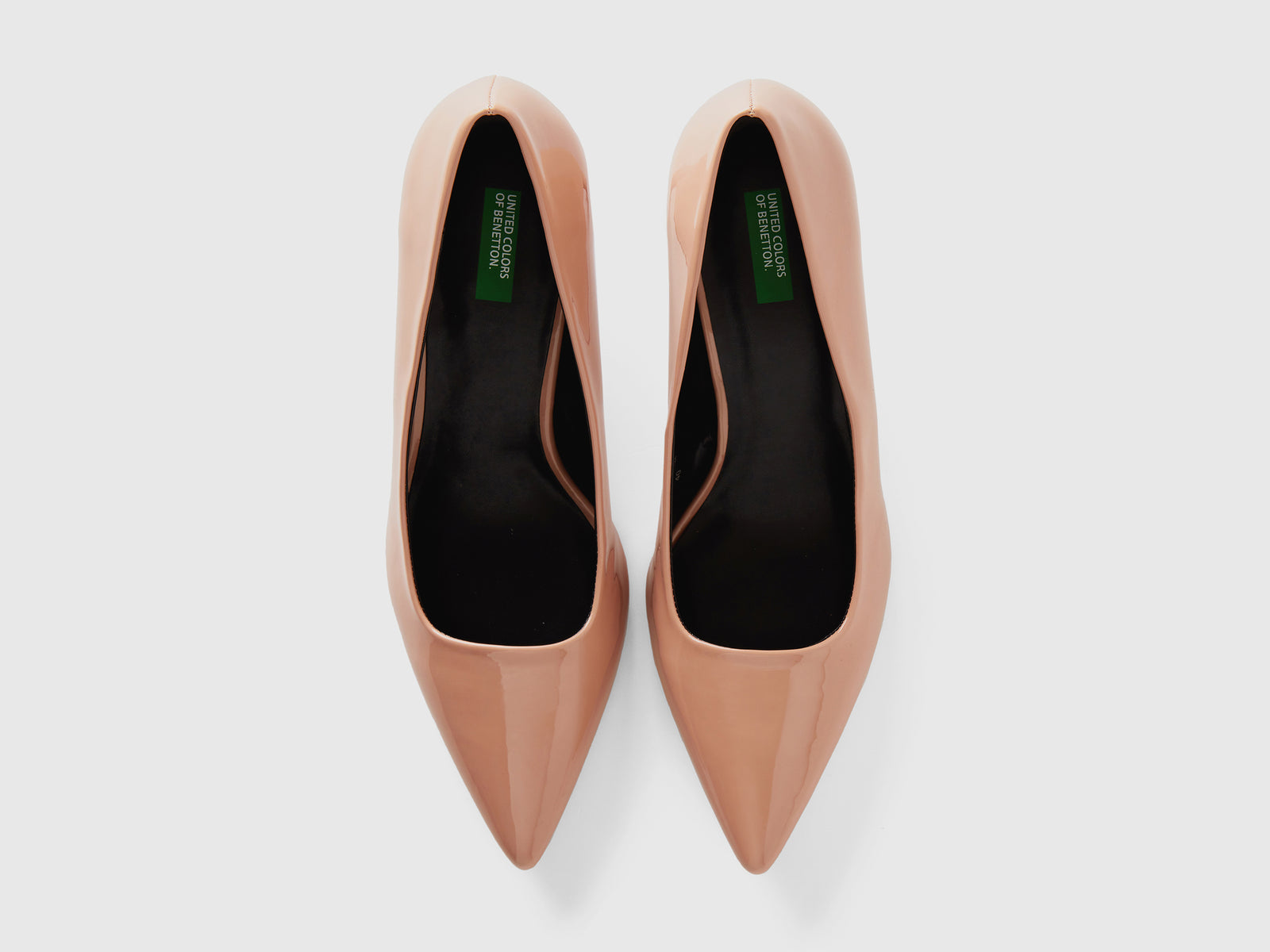 Decolleté con tacco in vernice da donna beige 4 | Benetton Outlet