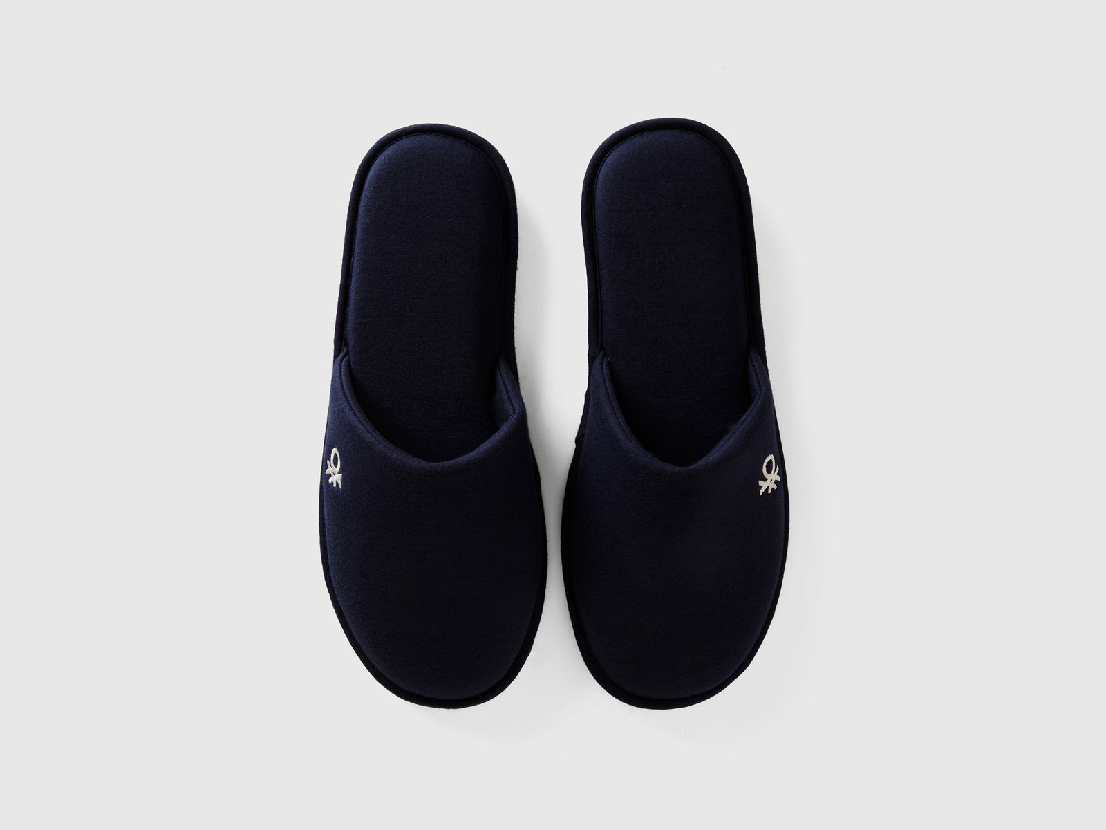 Pantofole con ricamo logo da uomo blu scuro 4 | Benetton Outlet
