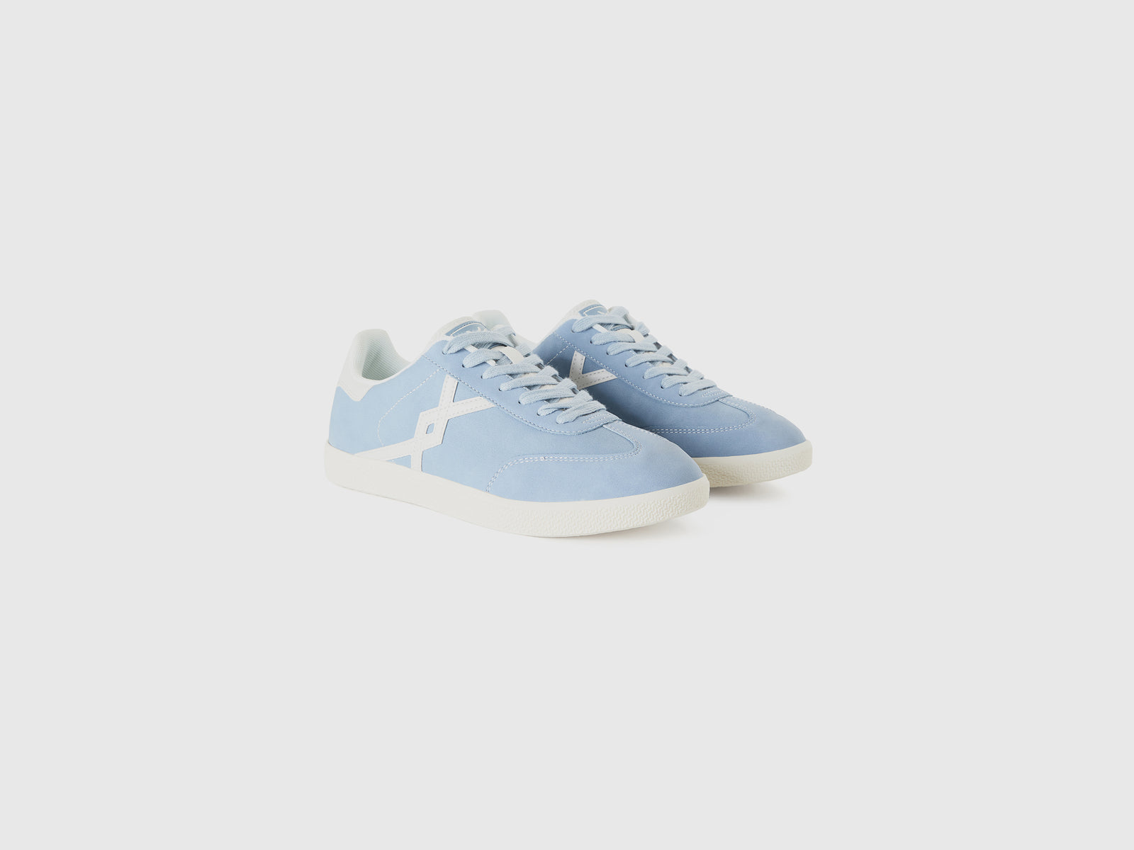 Zapatillas bajas da donna celeste 3 | Benetton Outlet